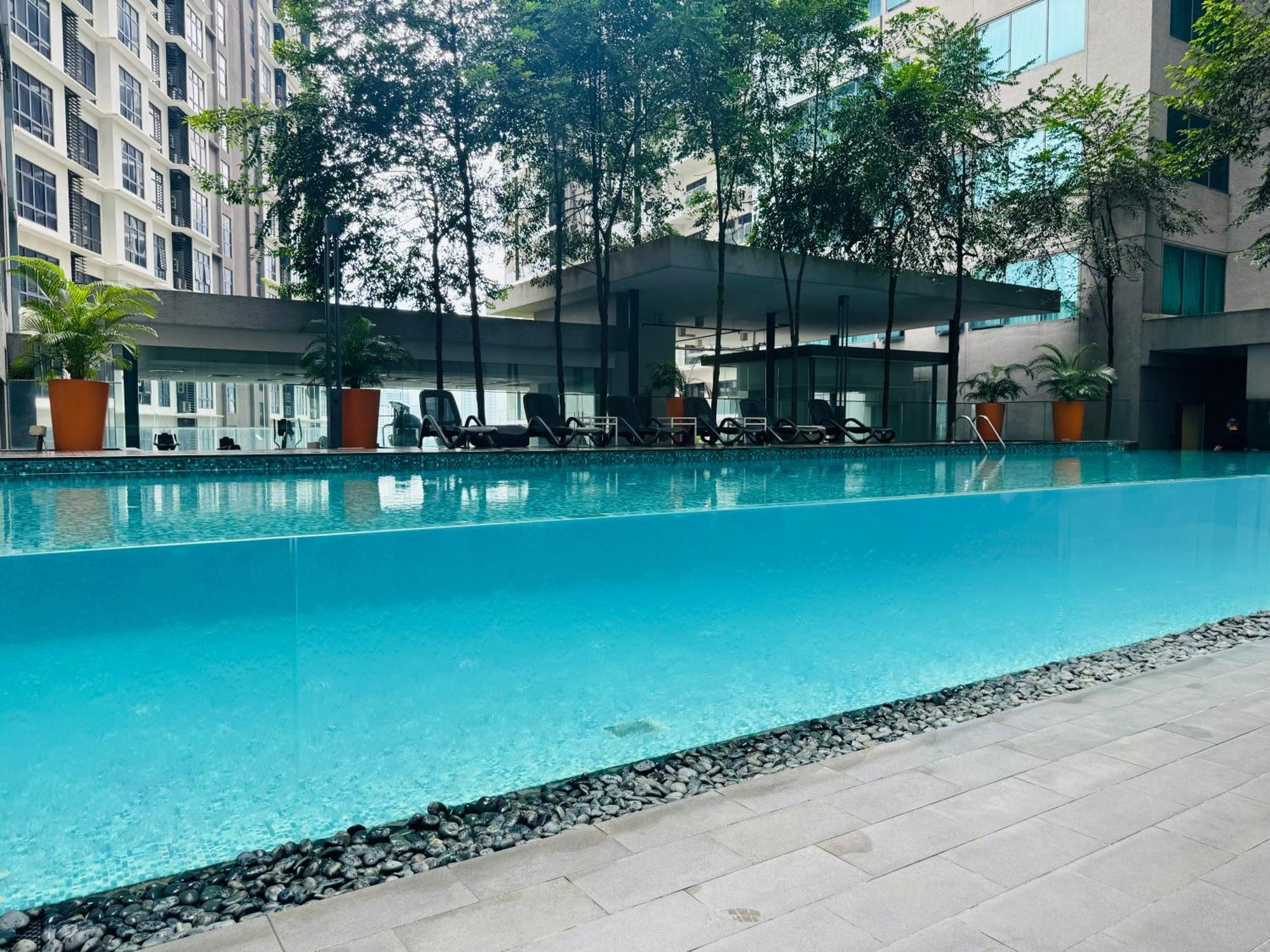 Summer Suites Klcc By Classy Куала Лумпур Екстериор снимка