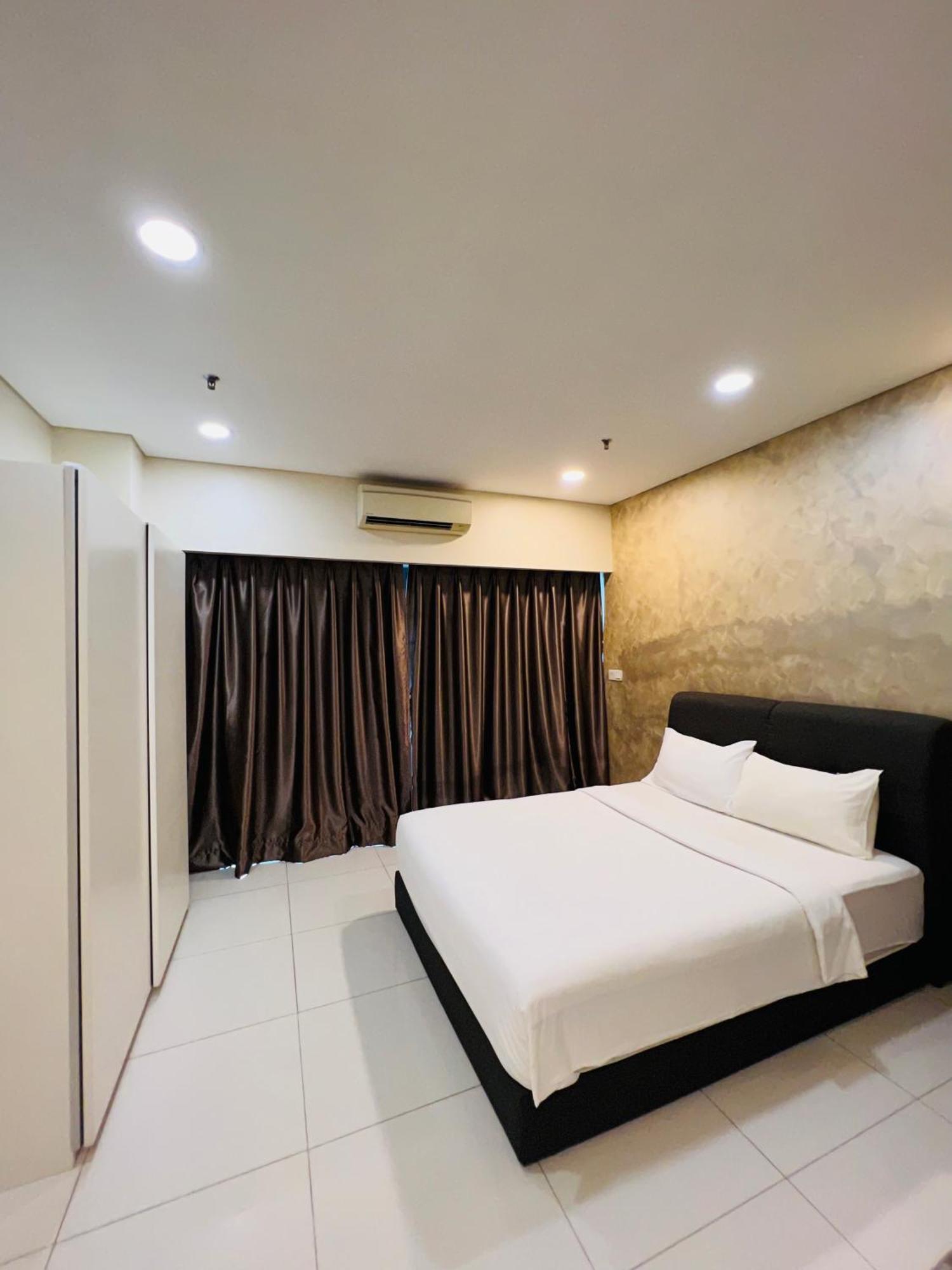 Summer Suites Klcc By Classy Куала Лумпур Екстериор снимка